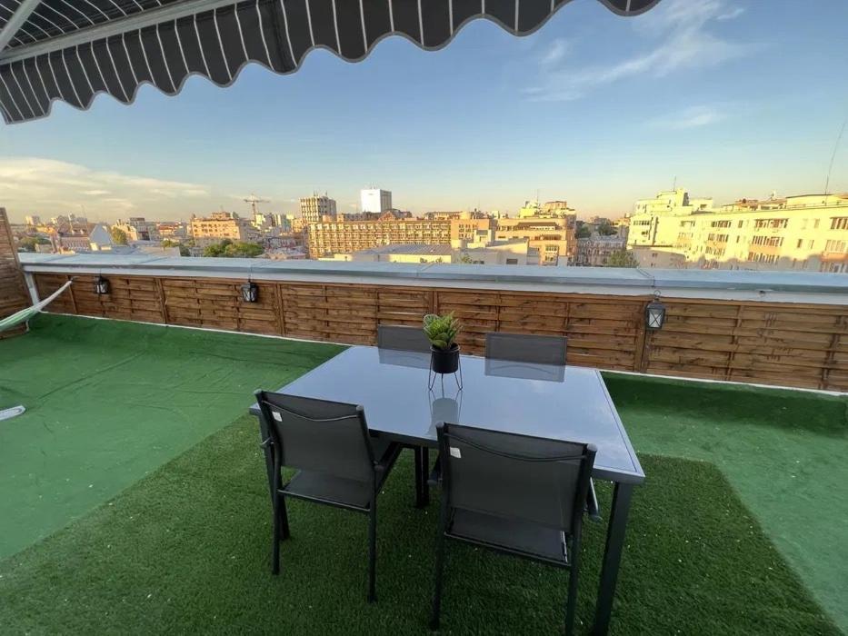 Downtown Studio By Darius Residence Bucarest Esterno foto